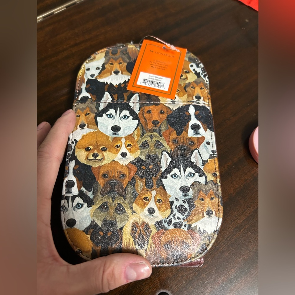 Drog print crossbody wallet